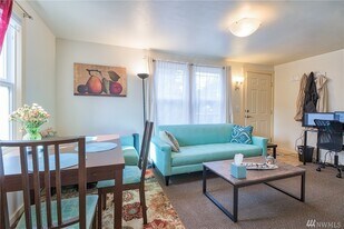 719 Division St NW, Unit #3 in Olympia, WA - Building Photo