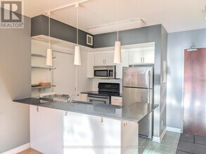 200 Rideau St in Ottawa, ON - Building Photo - Building Photo