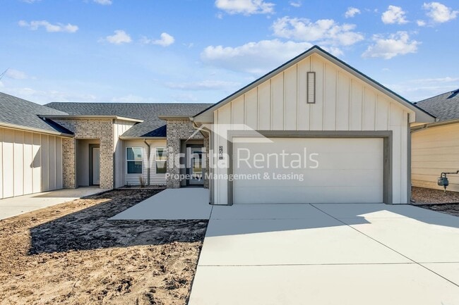 property at 1738-1738 S Hickory Creek Ct