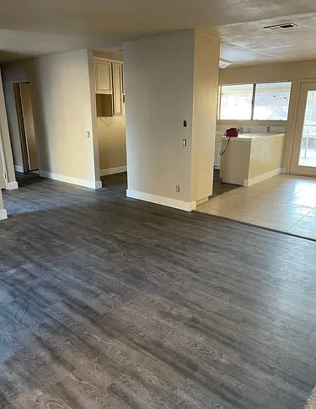 property at 43667 Virginia Ave