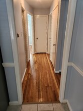 154 Country Club Rd in New Britain, CT - Building Photo - Building Photo