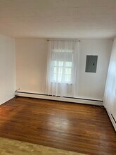 4 Fairlawn Ave in Branford, CT - Building Photo - Building Photo