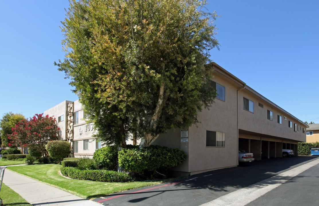 The Tustana Apartments in Tustin, CA - Building Photo