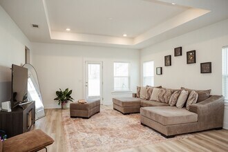 231 Lyla Ln in Crestview, FL - Foto de edificio - Building Photo