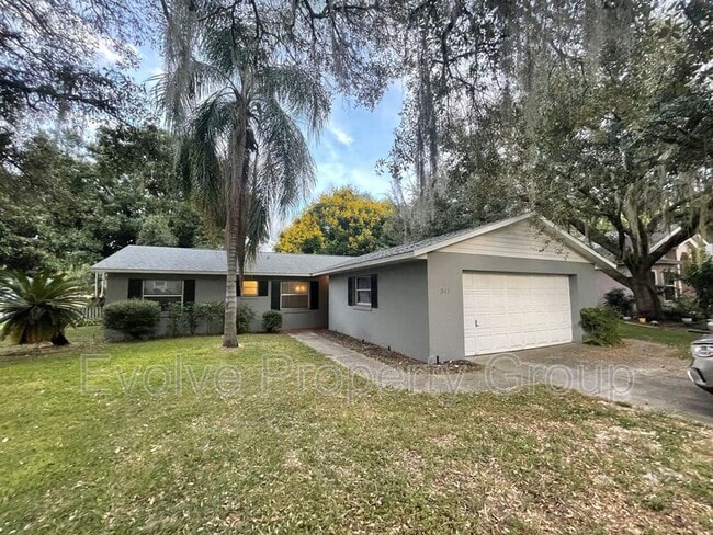 341 Frosti Wy in Eustis, FL - Building Photo - Building Photo