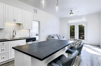 1514 E 15th St in Plano, TX - Building Photo - Building Photo