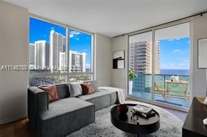 1945 S Ocean Dr, Unit # 714 in Hallandale Beach, FL - Building Photo - Building Photo