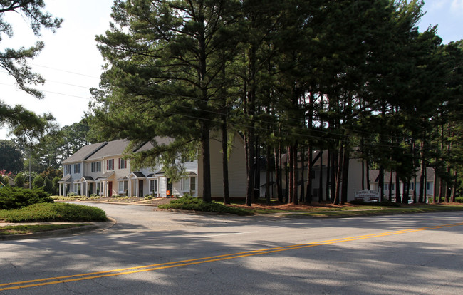 Heather Hills Townhomes in Garner, NC - Building Photo - Building Photo