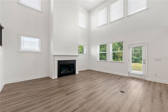 8715 Chesford Grv in Ball Ground, GA - Building Photo - Building Photo