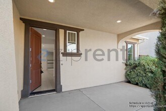 2342 Augusta Ave in Tracy, CA - Building Photo - Building Photo