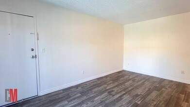 BF Texas - Casa Helena in San Diego, CA - Building Photo - Interior Photo