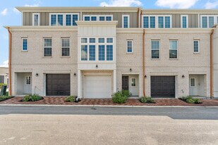 119 Founders St in Cranberry Township, PA - Building Photo