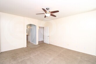 21061 N Bustos Way in Maricopa, AZ - Building Photo - Building Photo