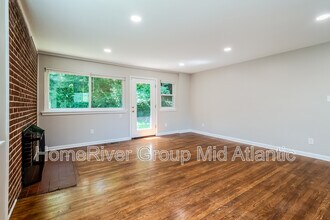 206 Wayne Ave in Silver Spring, MD - Building Photo - Building Photo