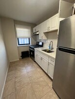 110 Washington St in East Orange, NJ - Building Photo