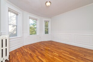 49 Worthington St, Unit 34 in Boston, MA - Building Photo