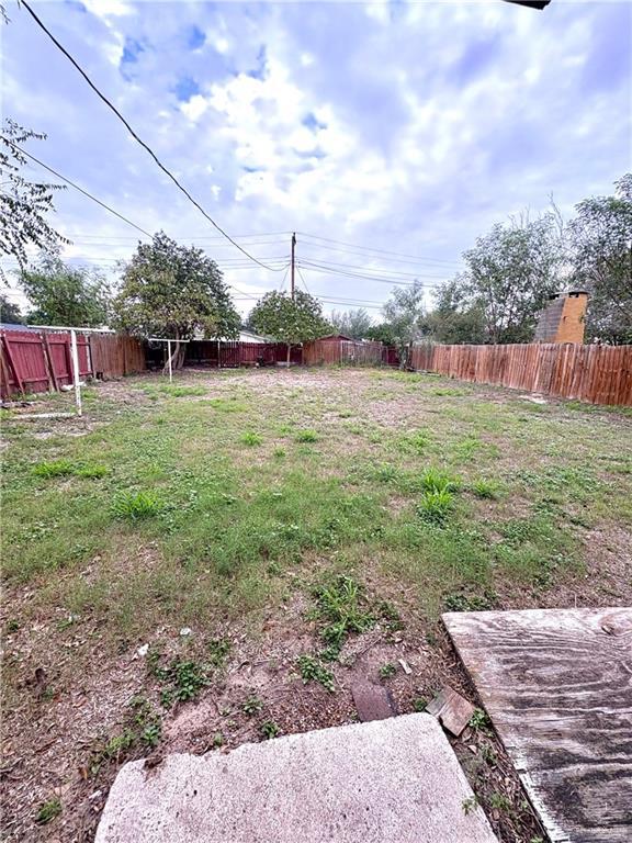 15 Quince Ave in McAllen, TX - Building Photo - Building Photo