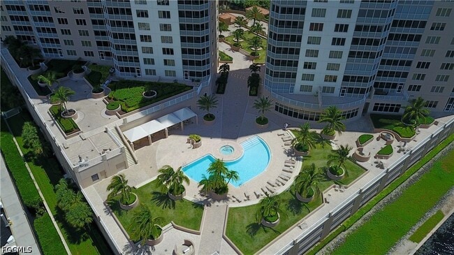 property at 2090 W First St