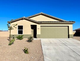 5546 Glacier Crk Rd in Fort Mohave, AZ - Building Photo