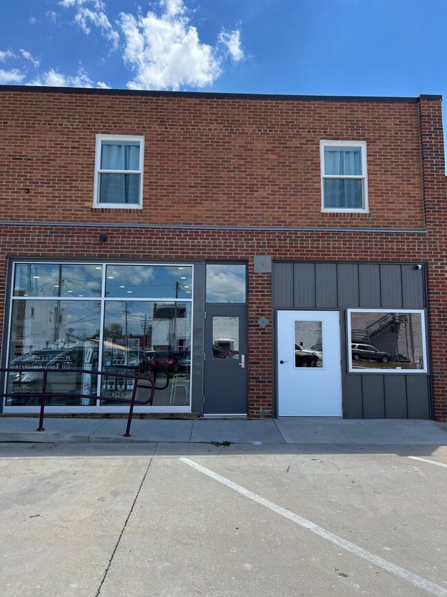 property at 208 E Franklin St