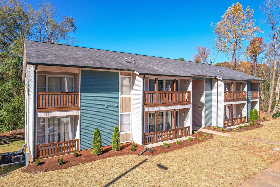 Gardner Ridge Apartment Homes in Gastonia, NC - Building Photo