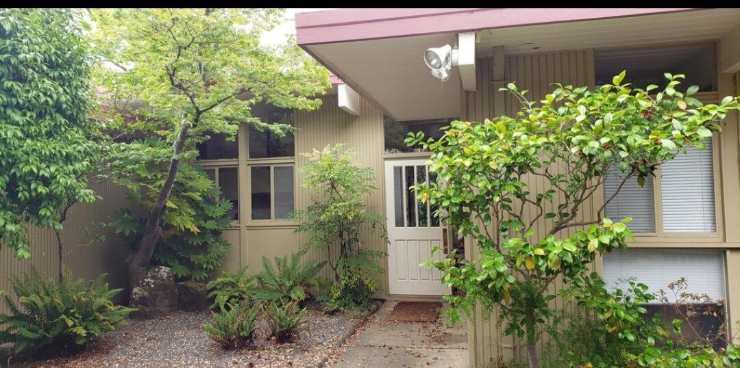 721 Las Colindas Rd in San Rafael, CA - Building Photo