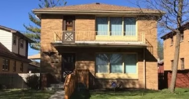 8029 W Beckett Ave, Unit Upper duplex in Milwaukee, WI - Building Photo