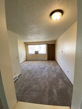 Golden Oaks Apartments in Bennett, CO - Building Photo - Building Photo