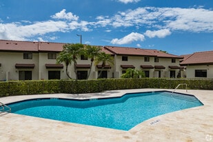 Midway Point Apartments in Miami, FL - Building Photo