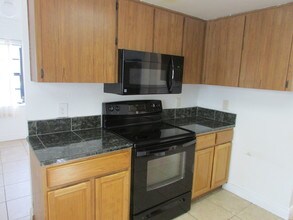 12780 N 57th St in Tampa, FL - Building Photo - Building Photo
