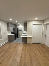 356 S 6th St in Newark, NJ - Building Photo - Building Photo