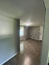 2320 E Enterprise St in Grandview, IL - Building Photo - Building Photo