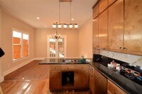 2120 McKee St photo'