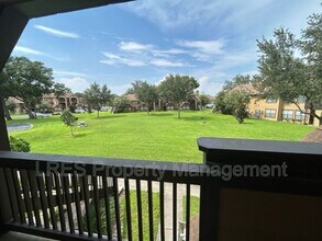 380 Lakepointe Dr in Altamonte Springs, FL - Building Photo - Building Photo