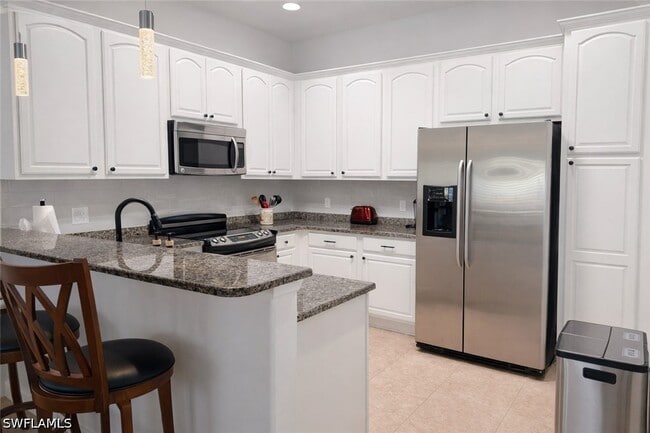 7251 Salerno Ct in Naples, FL - Building Photo - Building Photo