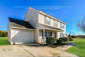 402 Glencroft Dr in Wingate, NC - Building Photo - Building Photo