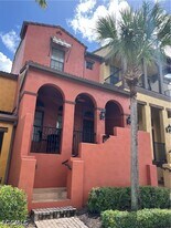 11875 Izarra Way in Ft. Myers, FL - Building Photo