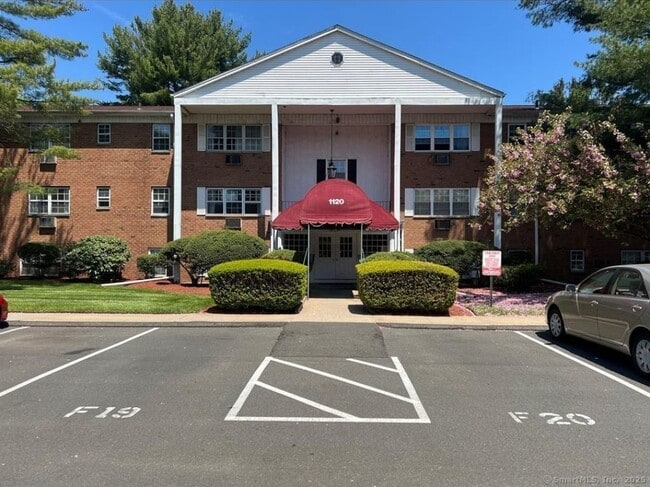 property at 1120 New Haven Ave