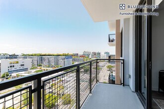 21 NE 22nd St in Miami, FL - Building Photo - Building Photo
