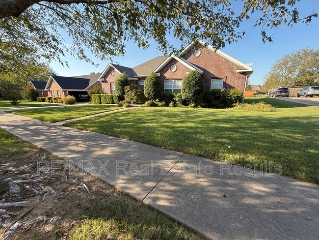 6454 Norman Ave in Springdale, AR - Building Photo - Building Photo