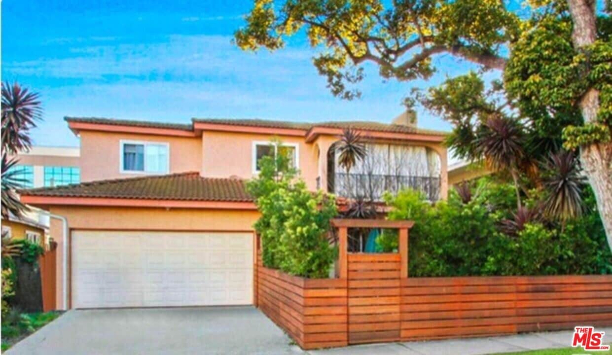 1242 17th St in Santa Monica, CA - Building Photo