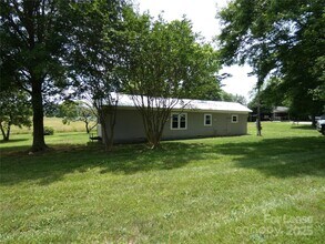133 N Shady Rest Rd in Statesville, NC - Building Photo - Building Photo