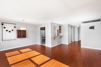 201 St Pauls Ave, Unit 1T in Jersey City, NJ - Building Photo - Building Photo