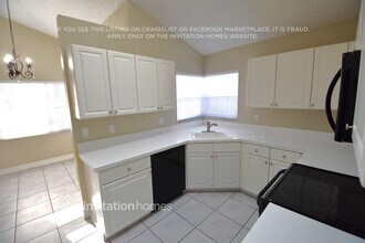 2771 Oakview Way in Davie, FL - Building Photo - Building Photo