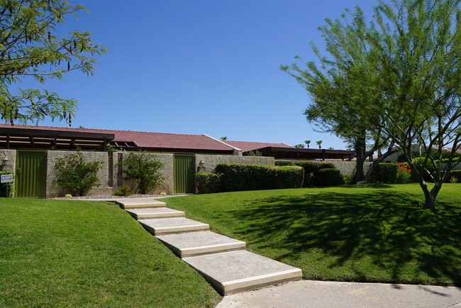 property at 204 N Hermosa Dr