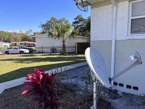 2527 Emily Ln in Jacksonville, FL - Building Photo - Building Photo