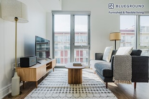 600 4th St SW in Washington, DC - Building Photo