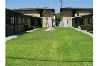 Ball Road Apartments in Anaheim, CA - Building Photo - Building Photo