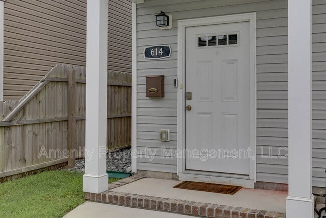 614 Rolfe St in Hampton, VA - Building Photo - Building Photo