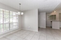 2311 W Greens Rd photo'